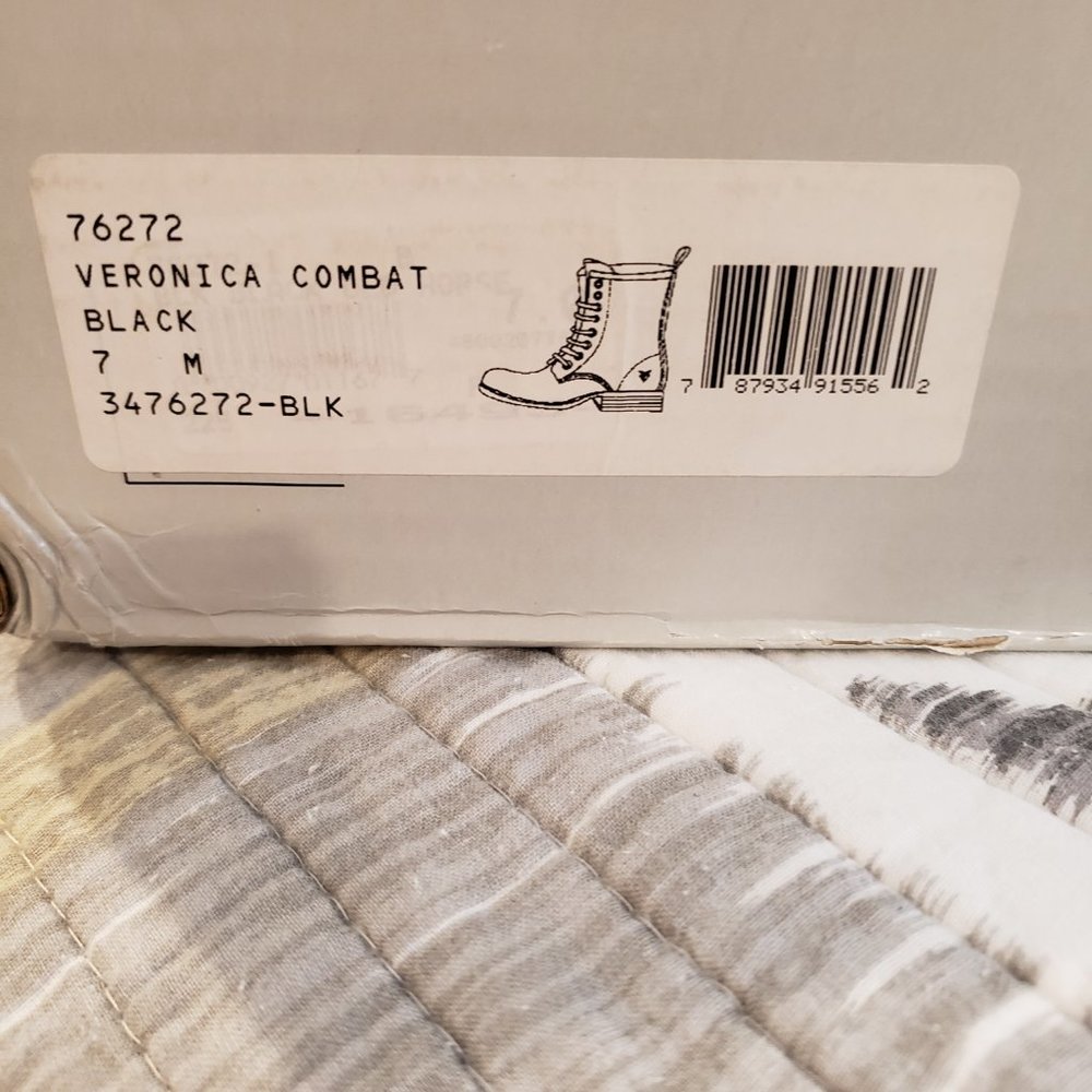 Frye Veronica Combat Boot - Picture 5 of 5
